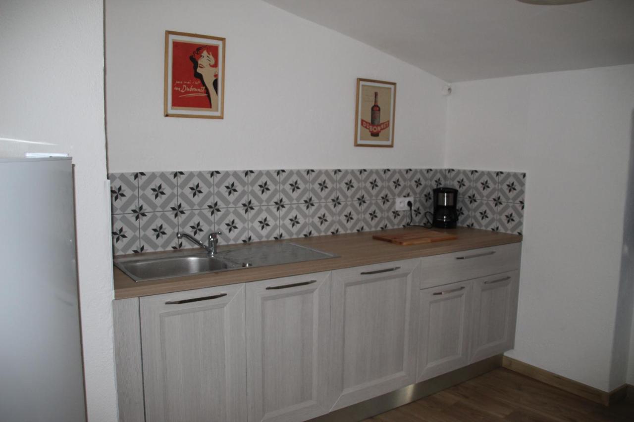 Appartement Le Gambetta Cotignac Esterno foto
